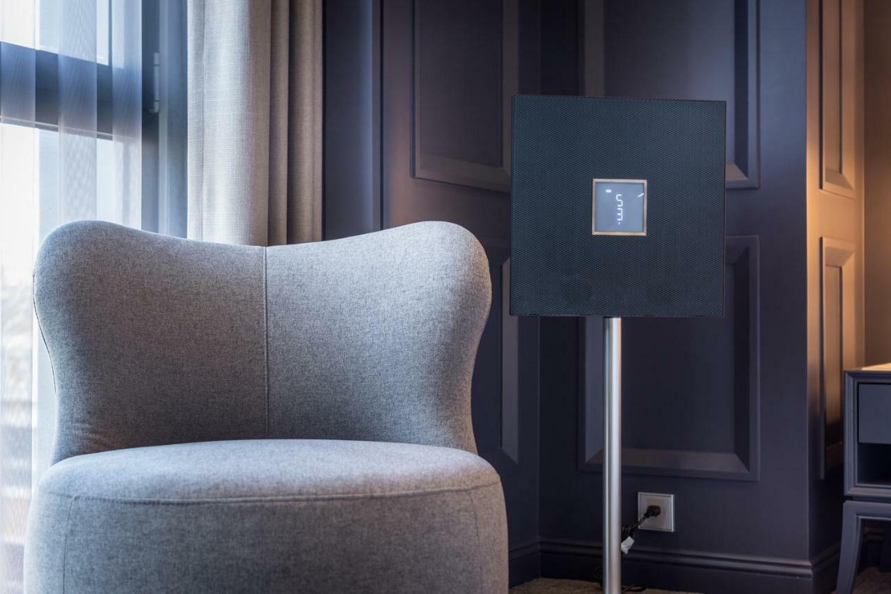 Park Lees Hotel Kaohsiung Eksteriør bilde The Smart Mirror